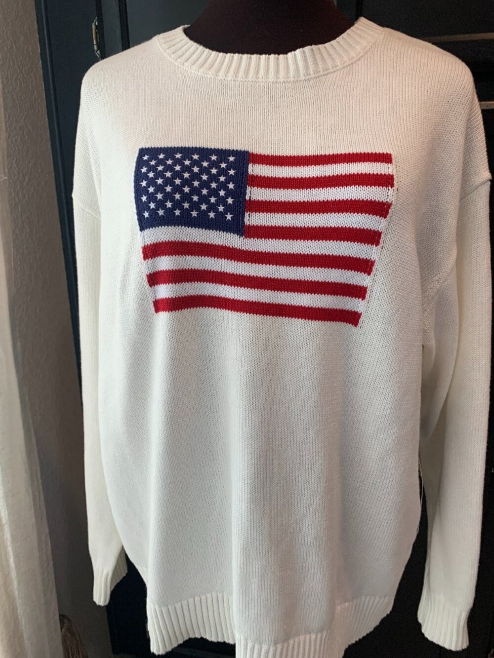 Women's USA Flag Sweater NWT Size M White